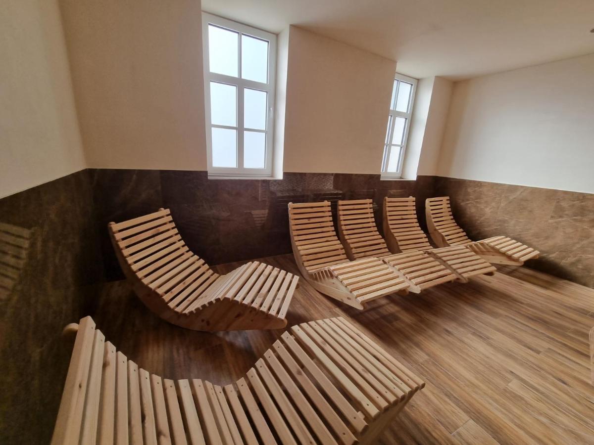 Penzion Sessler *** Trnava Exteriör bild